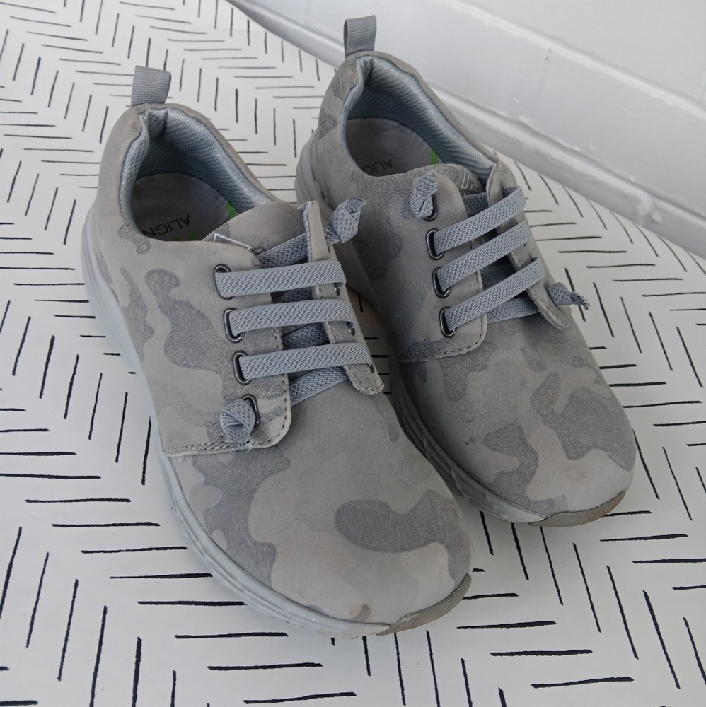 Align shoes, womens 7
